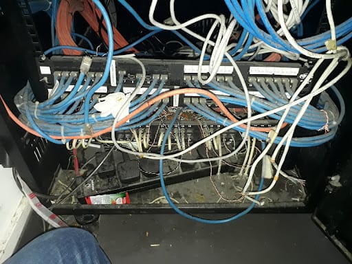 Thu Mua Tổng Đài Điện Thoại Cũ Tận Nơi