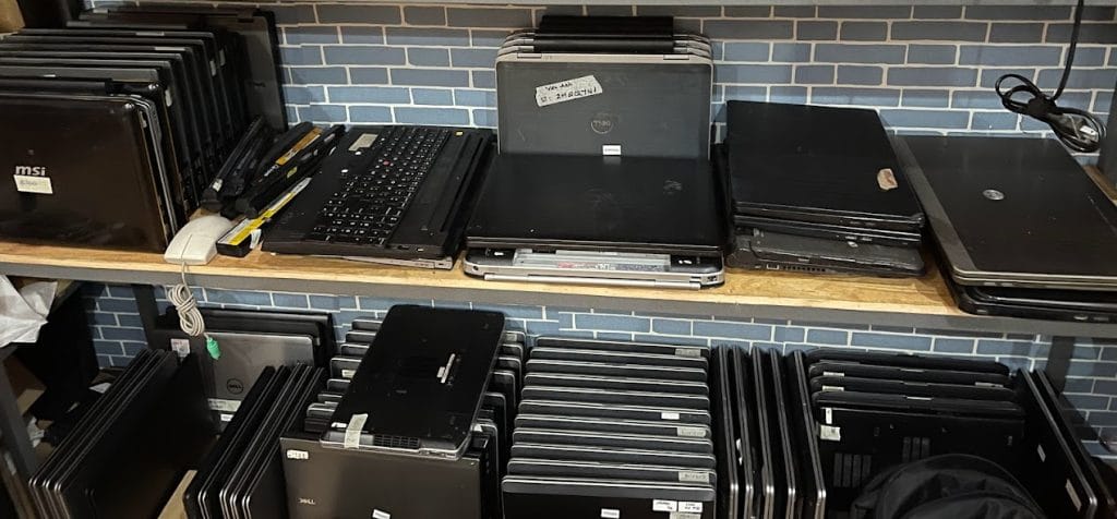 Thu Mua Laptop Cũ Tại Bình Phước 1 Chuyên Thu Mua Laptop Cũ Tại Bình Phước Giá Cao Uy Tín ≫≫Thumuadocutop1.Com
